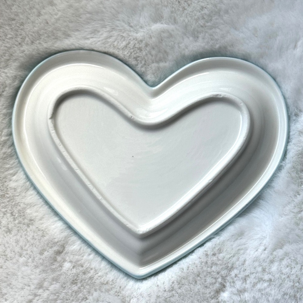 New Heart Shaped‎ Ceramic Cat Plate Pink Blue Whisker Fatigue Friendly Dish - Picture 3 of 7